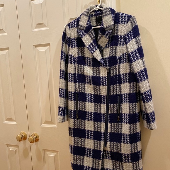 ☃️ Winter Coat ❄️ - Picture 1 of 5